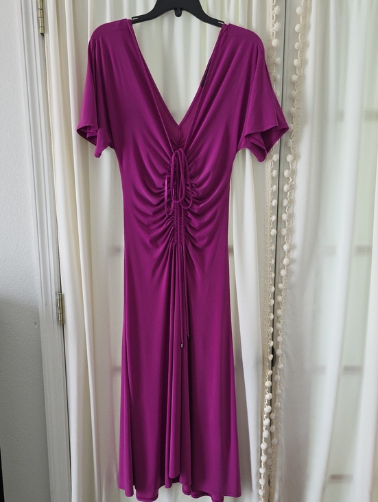 White House Black Market Dresses & Skirts - White House Black Market Magenta Ruched V‑Neck Midi Dress